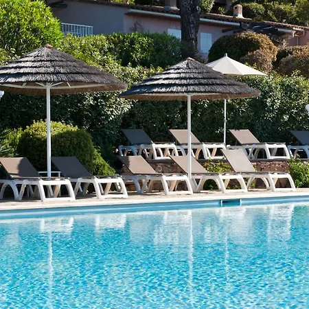 Marina Di Santa Giulia Hotel 2*