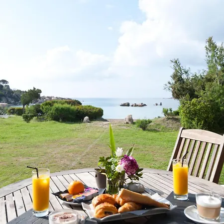 Marina Di Santa Giulia 3*