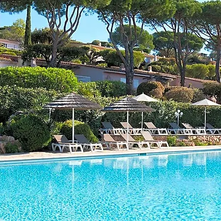 Marina Di Santa Giulia Ξενοδοχείο 3*