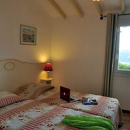 Marina Di Santa Giulia Πόρτο Βέκιο
