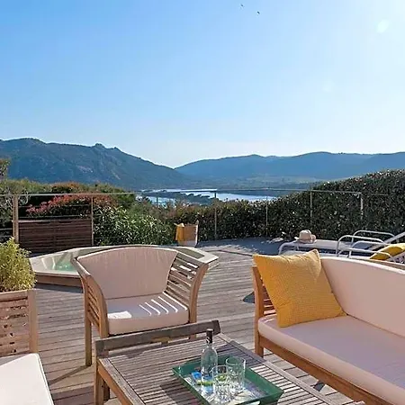 Marina Di Santa Giulia 3* Πόρτο Βέκιο